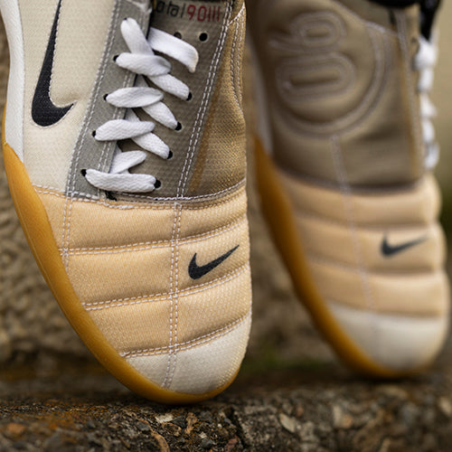 Nike Total 90 平底波砵