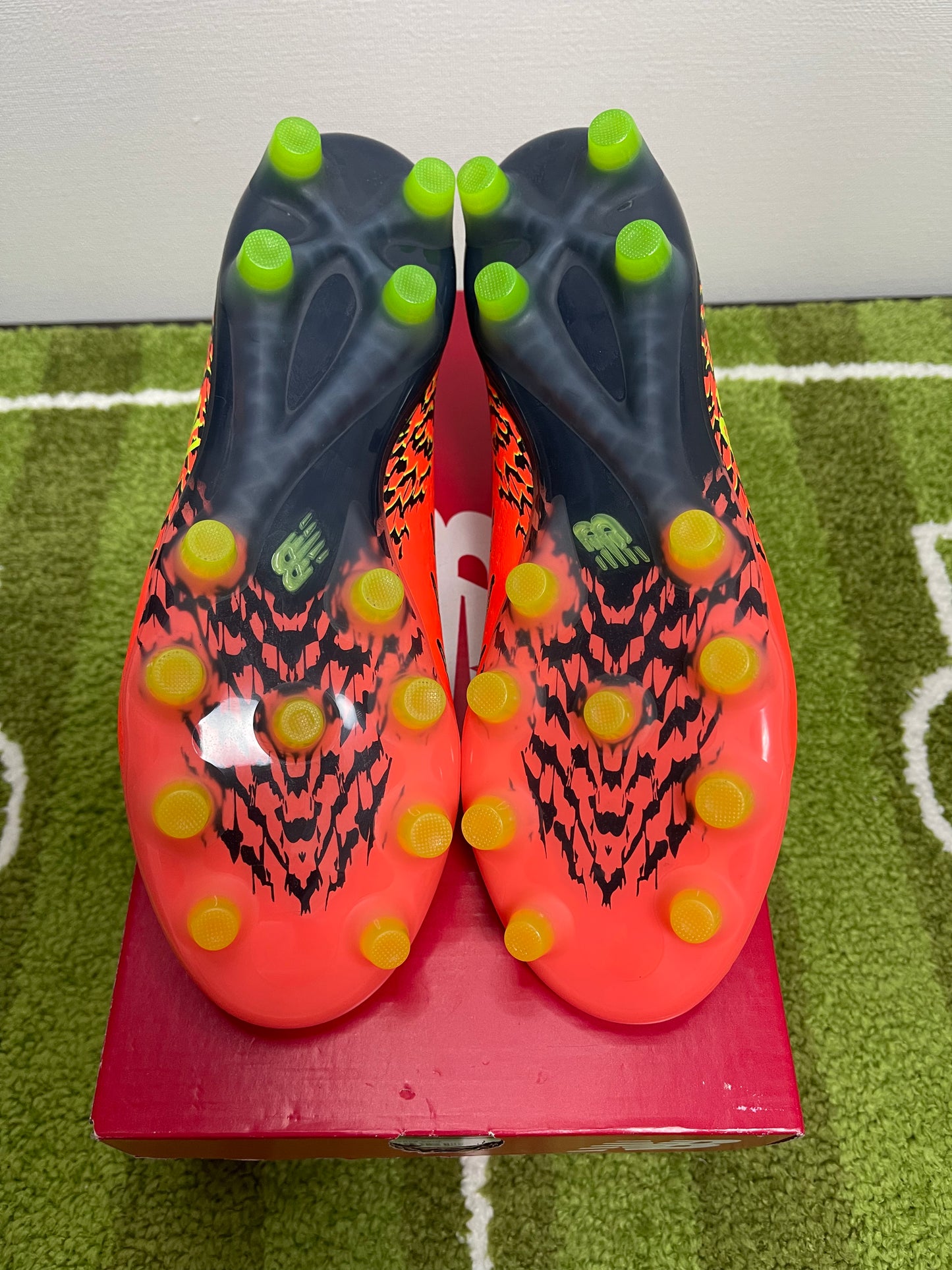 (日本現貨) New Balance Furon V7 Pro HG 頂級人造草波砵