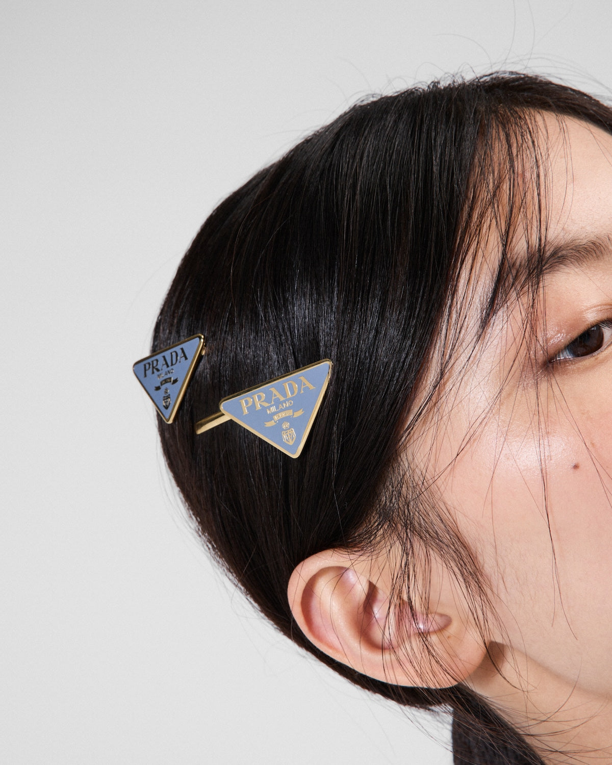 Prada 金屬髮夾 (日本限定)