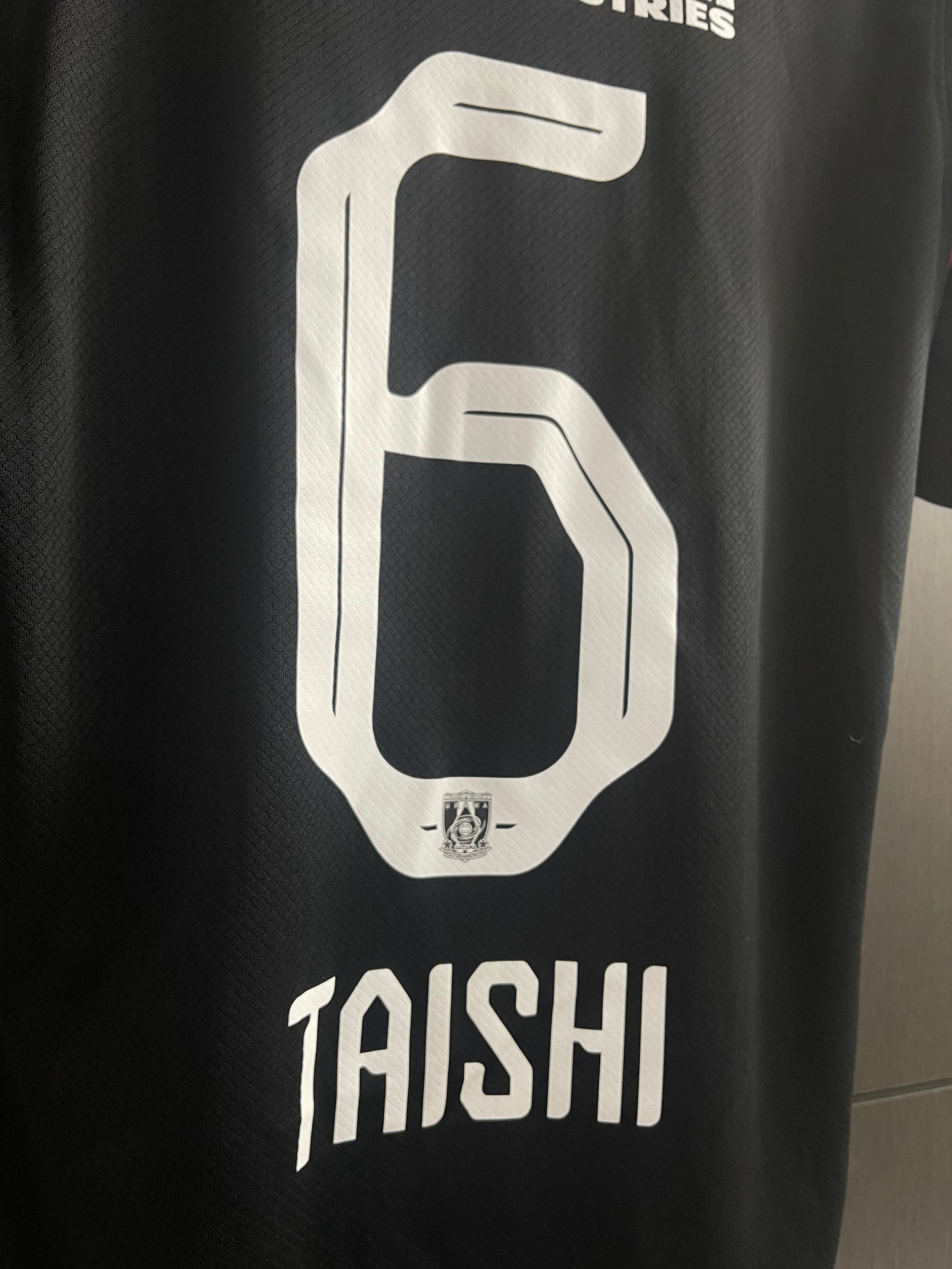 (日本現貨) 浦和紅礸2025球迷版波衫連字 #6 松本泰志