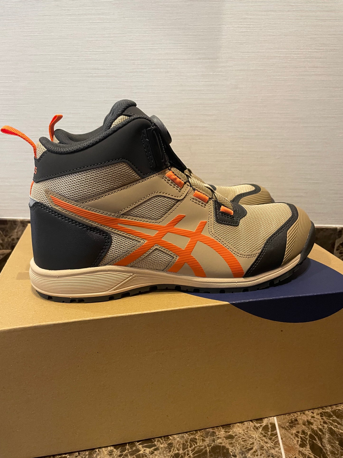 Asics WINJOB CP214 TS BOA 限量版安全鞋