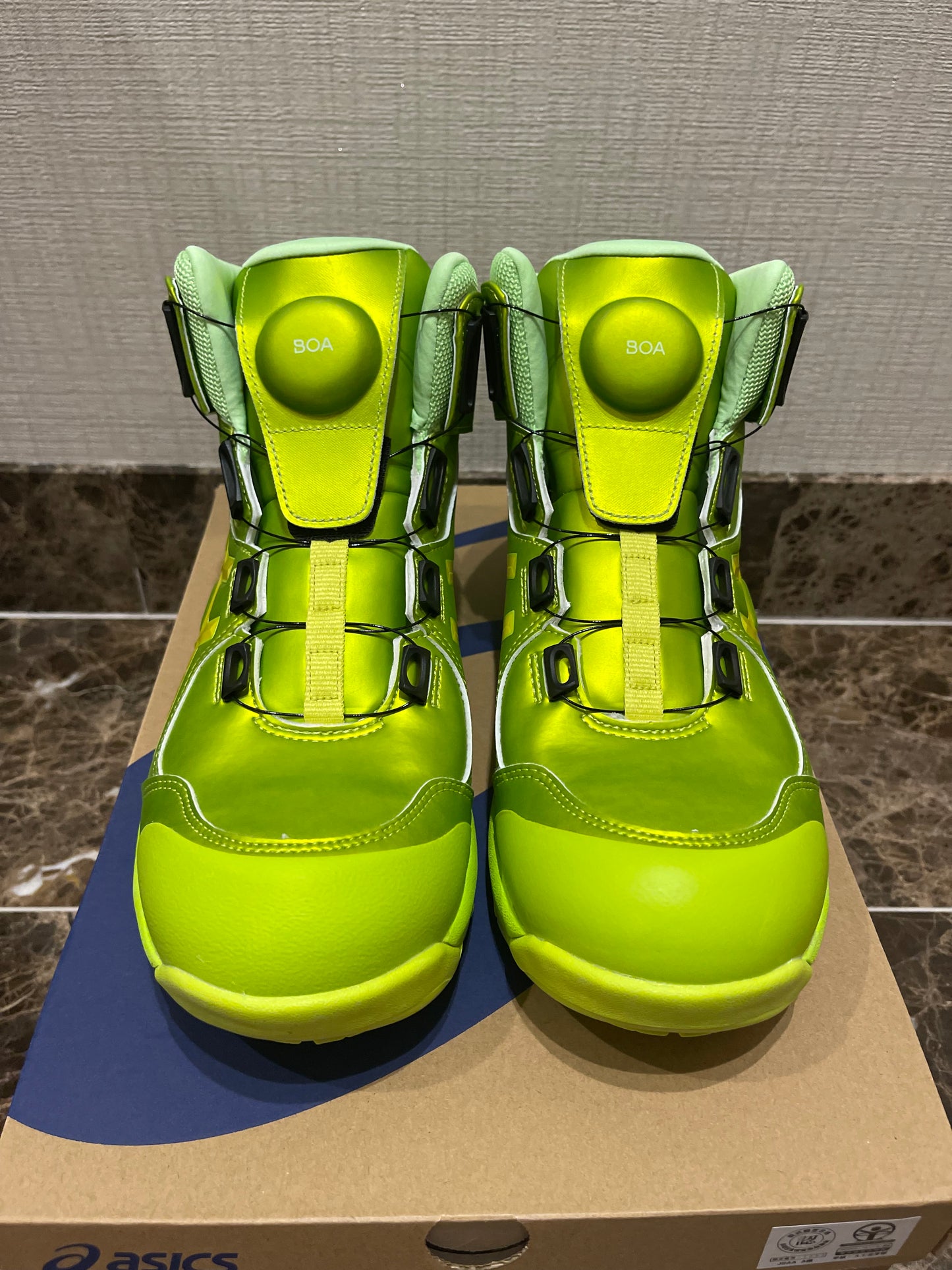 WINJOB CP304 BOA GLEAM 螢光綠限量版安全鞋