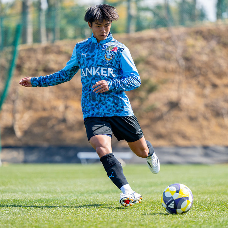 川崎前鋒2025/26練波半拉鏈上衣
