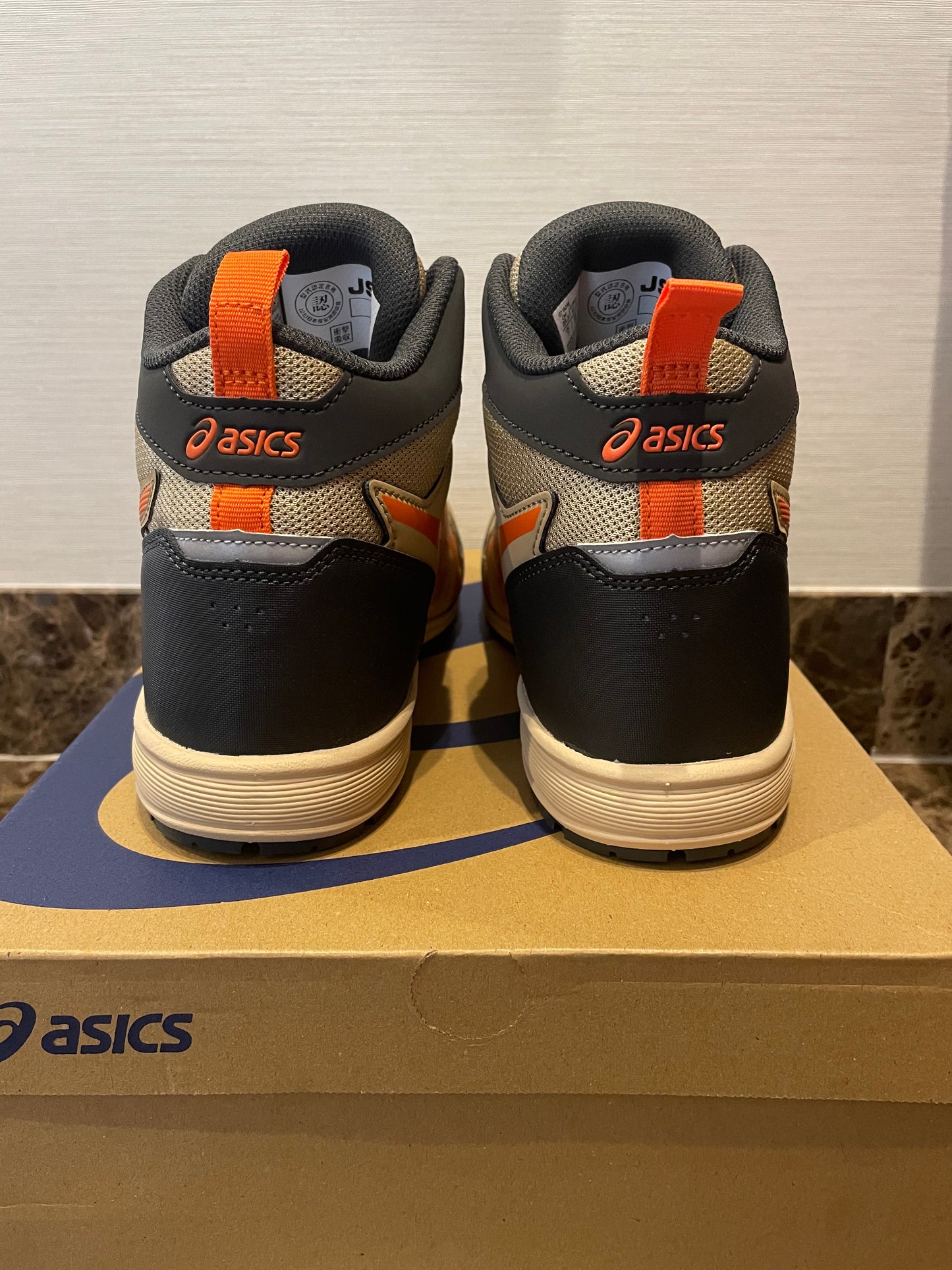 Asics WINJOB CP214 TS BOA 限量版安全鞋
