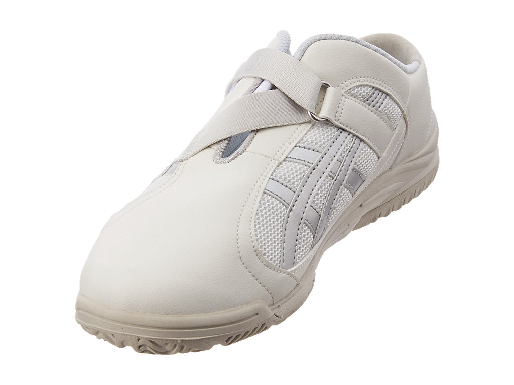 Asics Care Walker 700