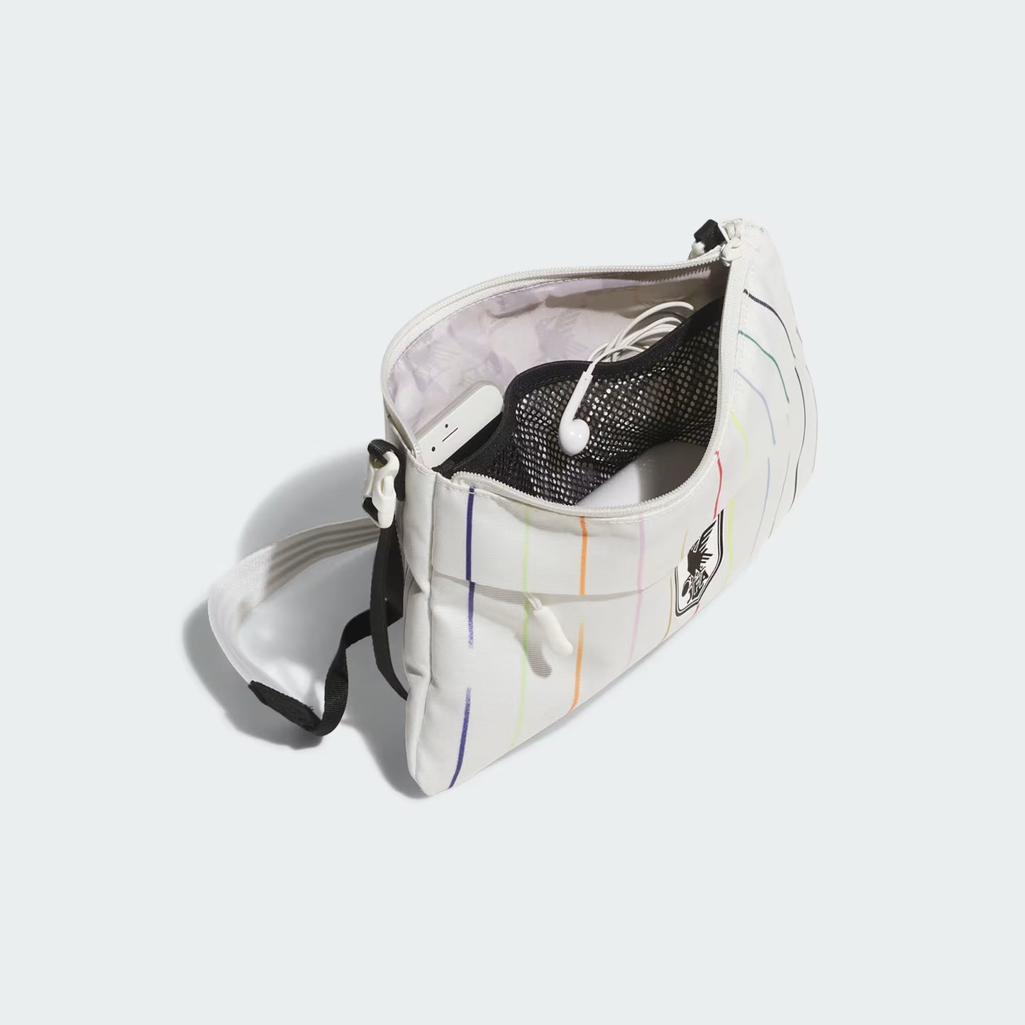 Adidas 日本代表 2026 作客斜孭袋仔