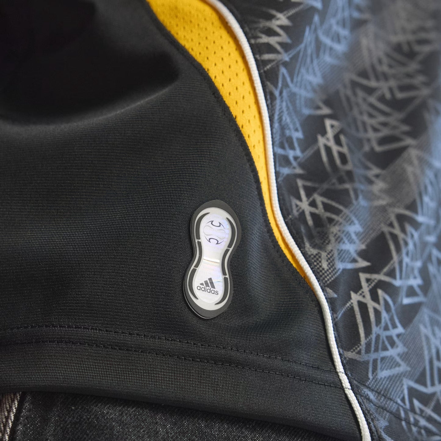 Adidas Bring Back Remix 德國隊 Oversize出街衫