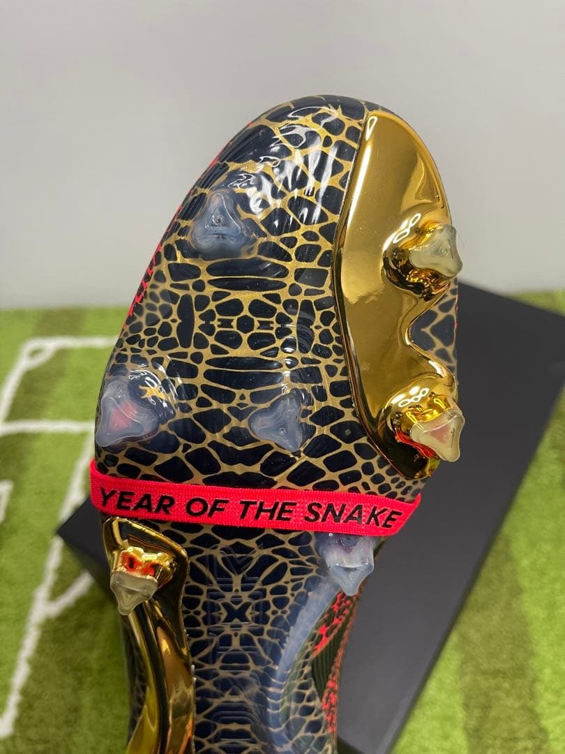 (日本現貨) Adidas Predator Elite FT FG YOTS 蛇年限量版